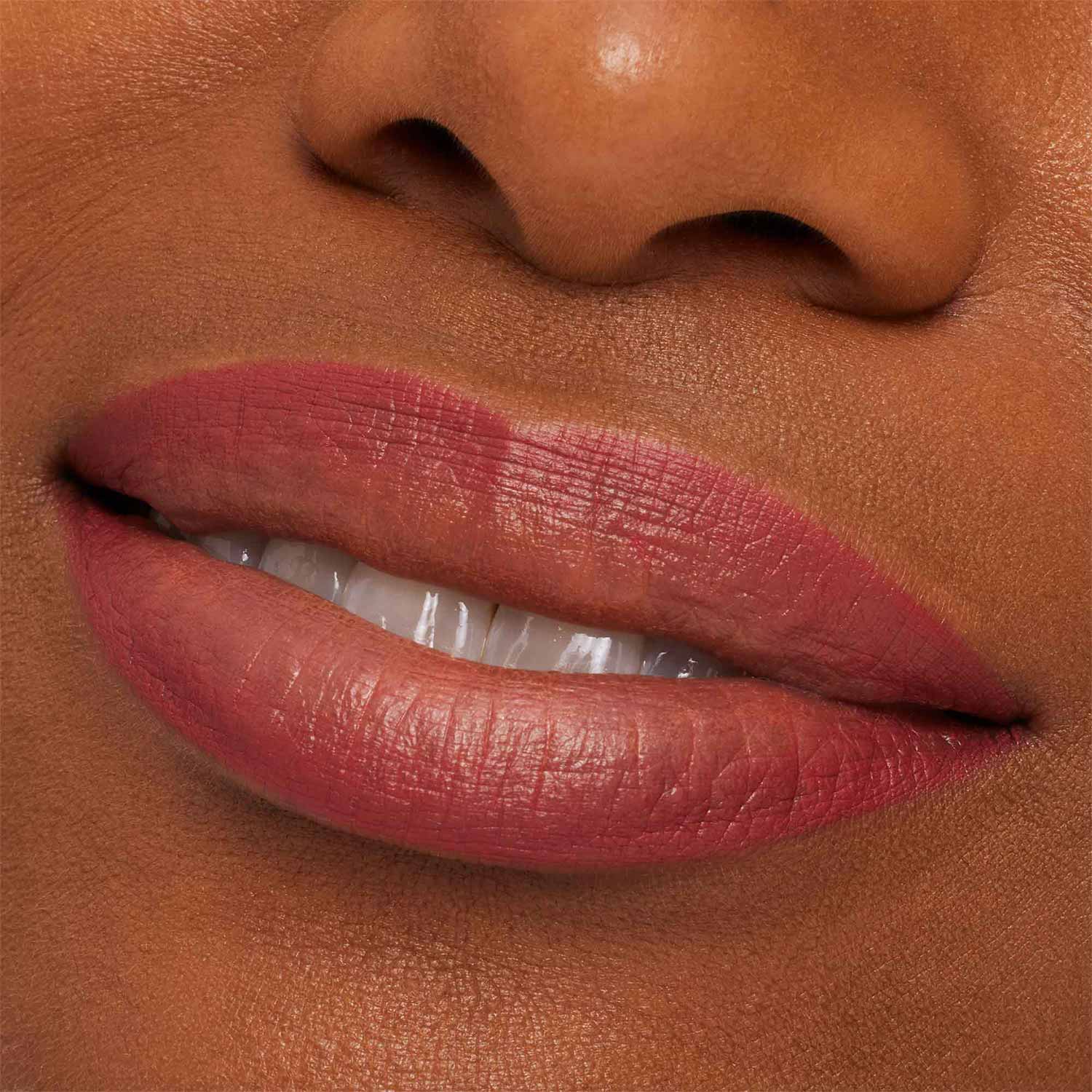 M&middot;A&middot;C LIP PENCIL (DELINEADOR DE LABIOS)
